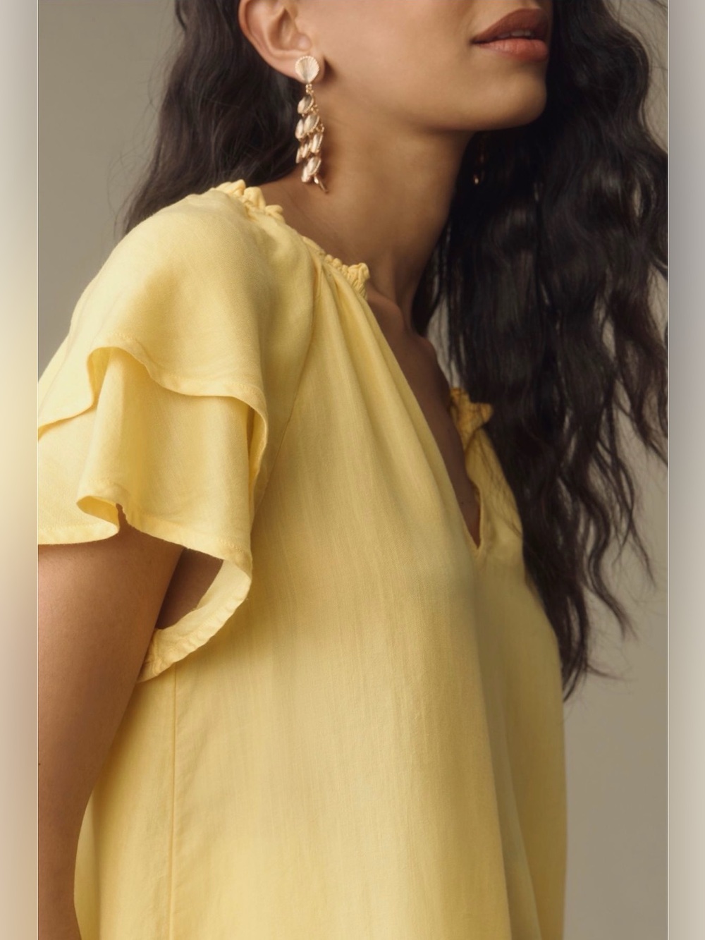 Cloth and Stone yellow flutter sleeve blouse. Size L. EUC.